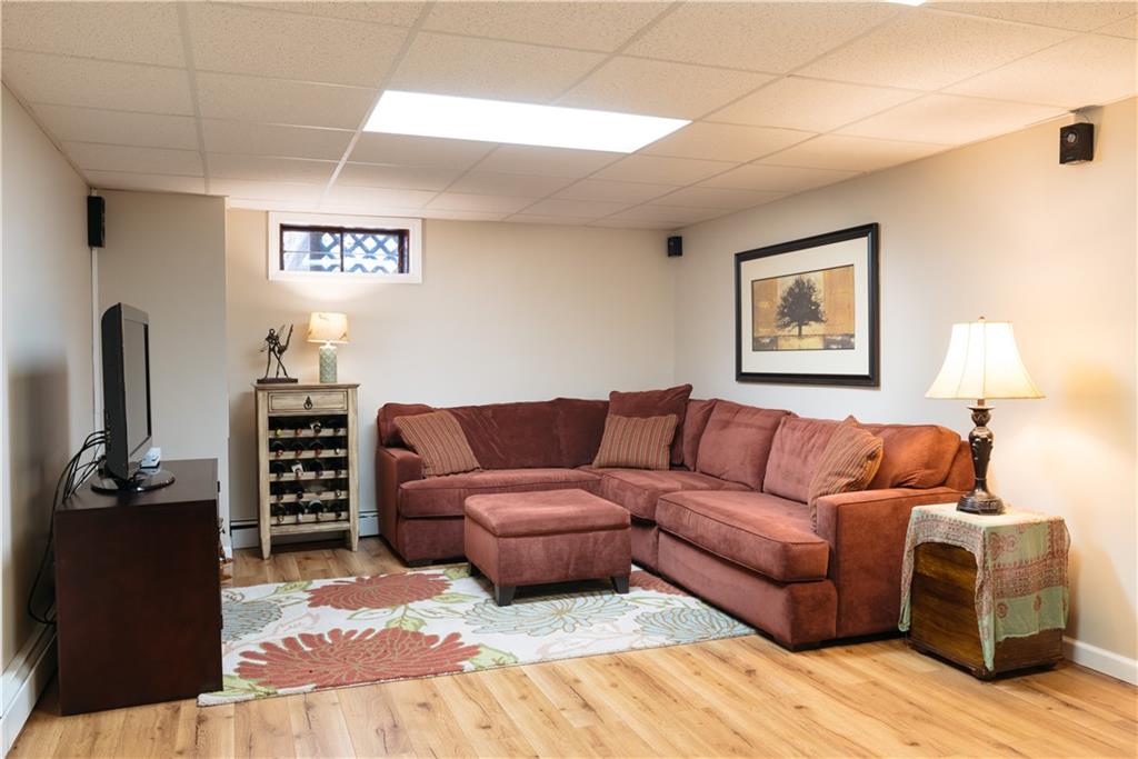 107 Oak Tree Avenue, Warwick