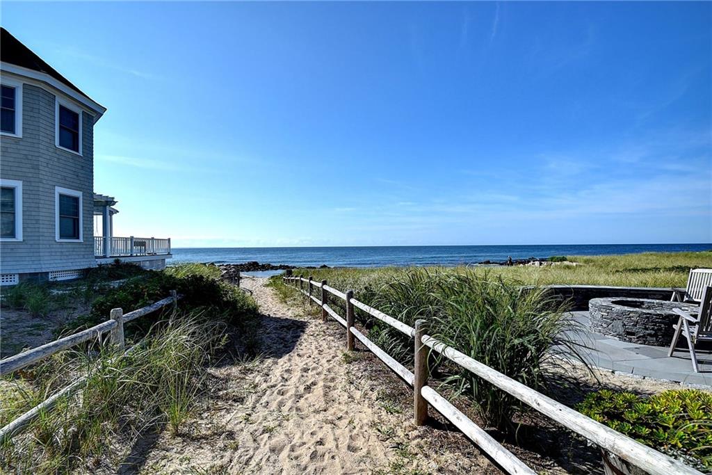 808 West Beach Road, Charlestown