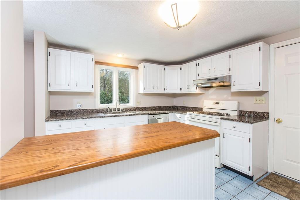 12 Burlingame Road, Smithfield, RI 02917 MLS 1184083 Lila Delman