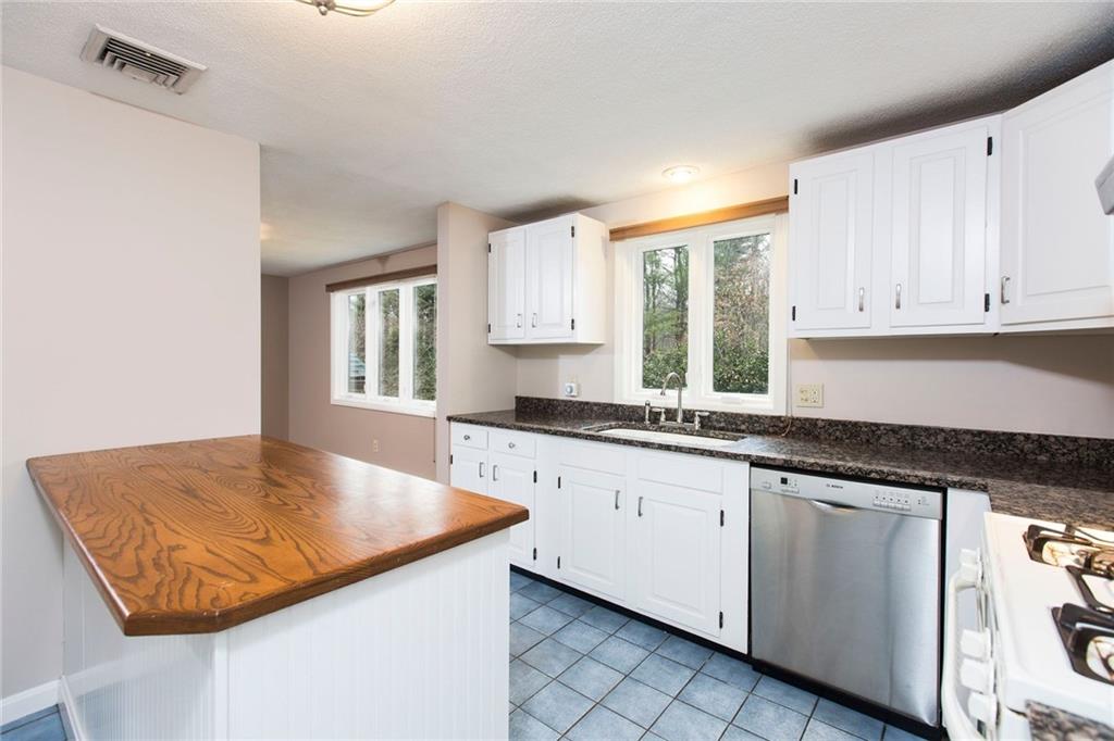 12 Burlingame Road, Smithfield, RI 02917 MLS 1184083 Lila Delman