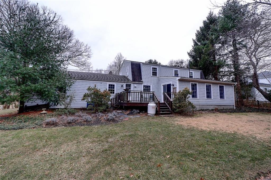 286 Nayatt Road, Barrington