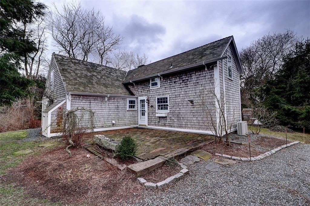 24 Old Succotash Road, South Kingstown