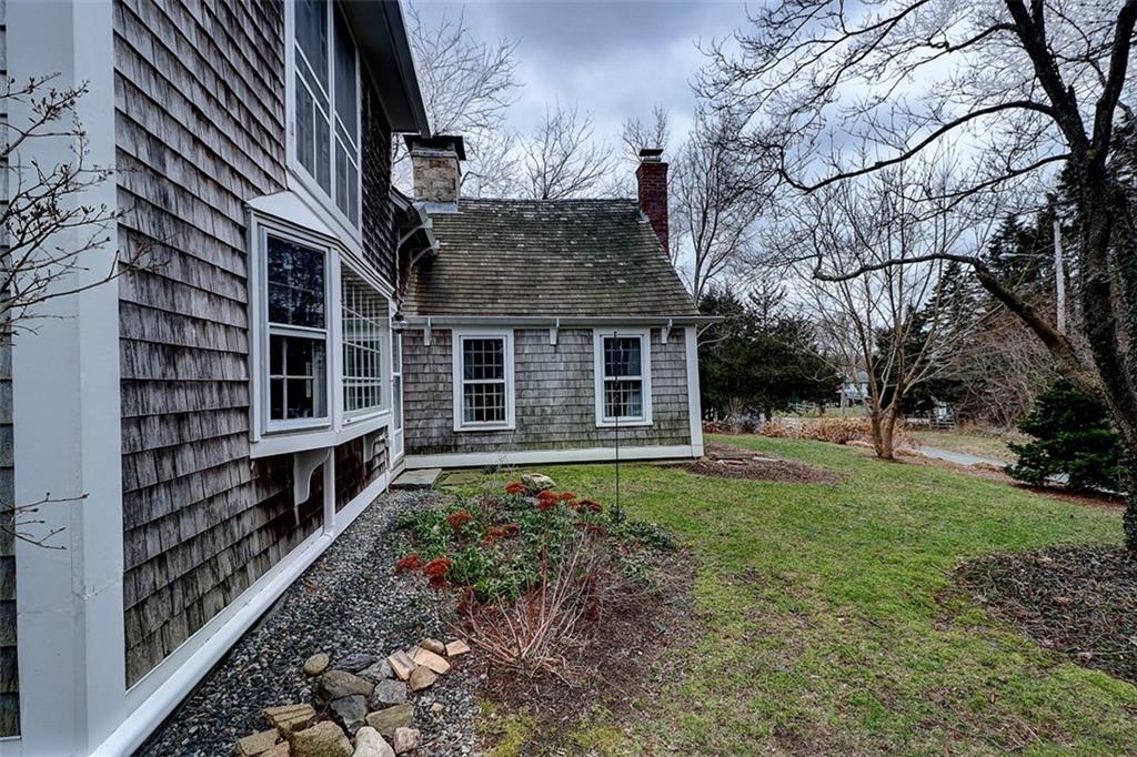 24 Old Succotash Road, South Kingstown