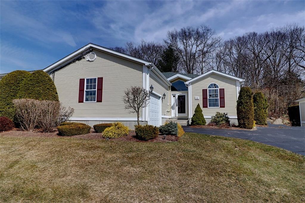 111 Orchard Meadows Drive, Unit13a, Smithfield, RI 02917 MLS 1185421 Lila Delman