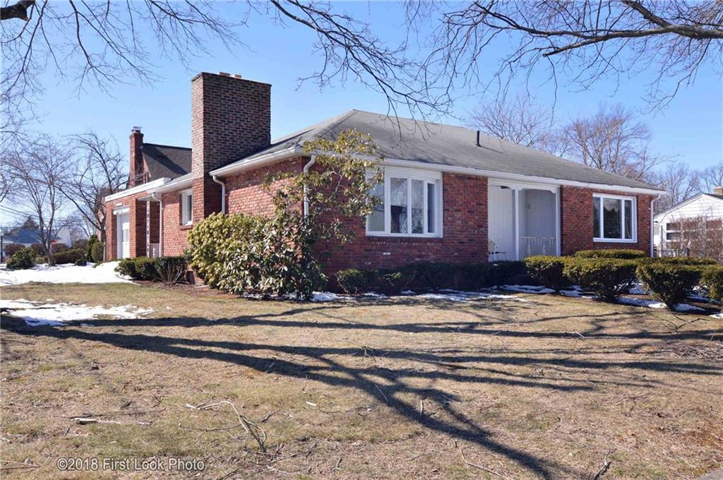 319 Smithfield Road, North Providence, RI 02904 MLS 1186253 Lila