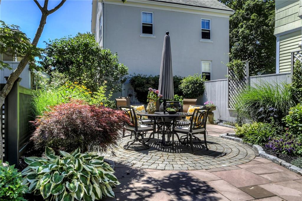 32 Elm Street, Newport