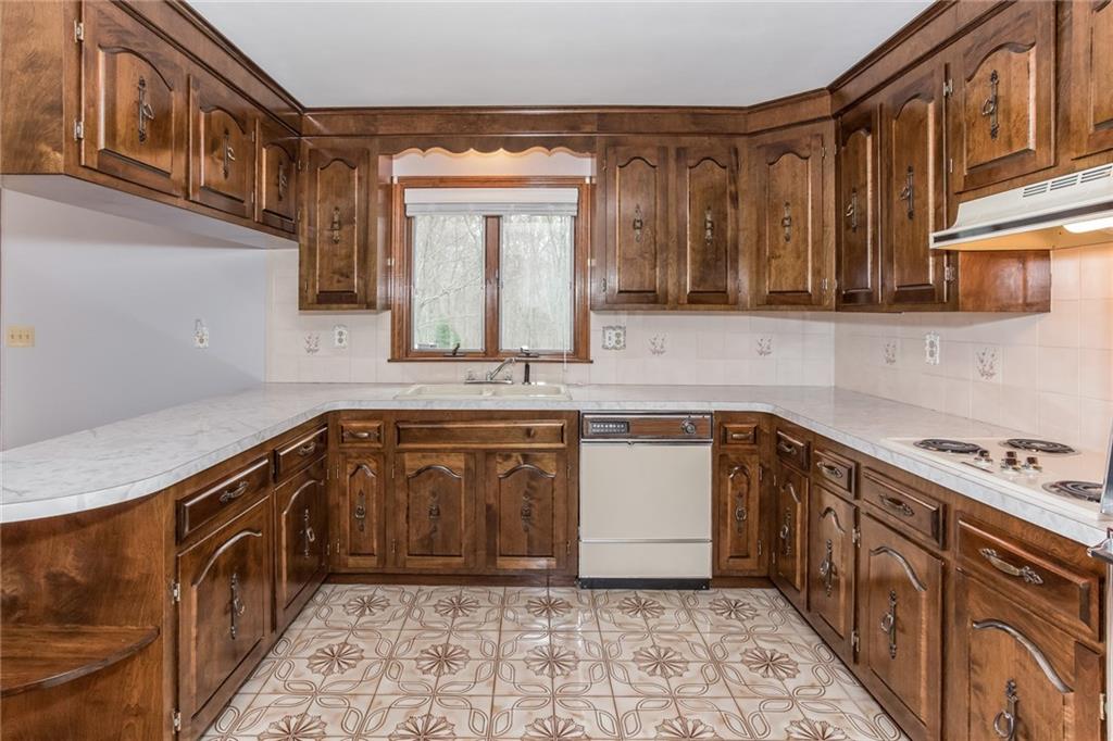 197 Anawan Street, Rehoboth, MA 02769 MLS 1187230 Lila Delman