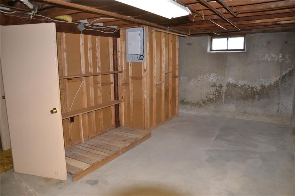 91 Carnation Drive, Warwick, RI 02886 MLS 1187342 Lila Delman