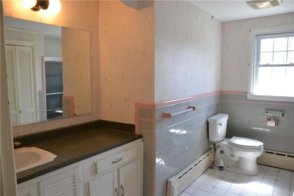 91 Carnation Drive, Warwick, RI 02886 MLS 1187342 Lila Delman