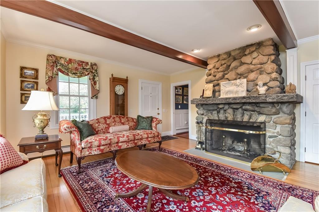 30 Randall Avenue, Warwick, RI 02889 MLS 1189299 Lila Delman