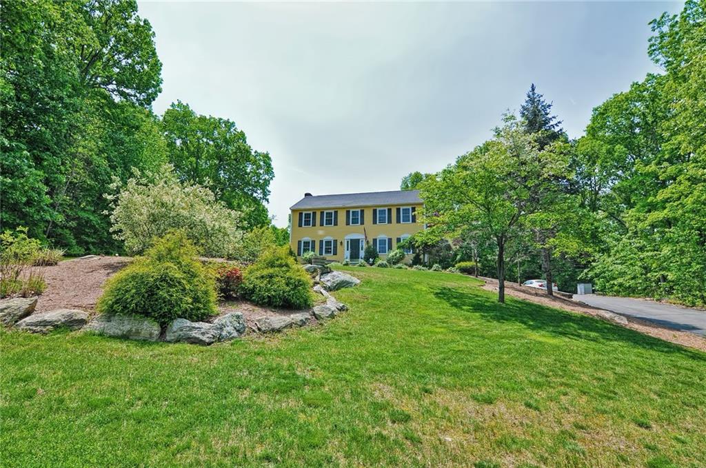 21 Deerfield Drive, North Smithfield