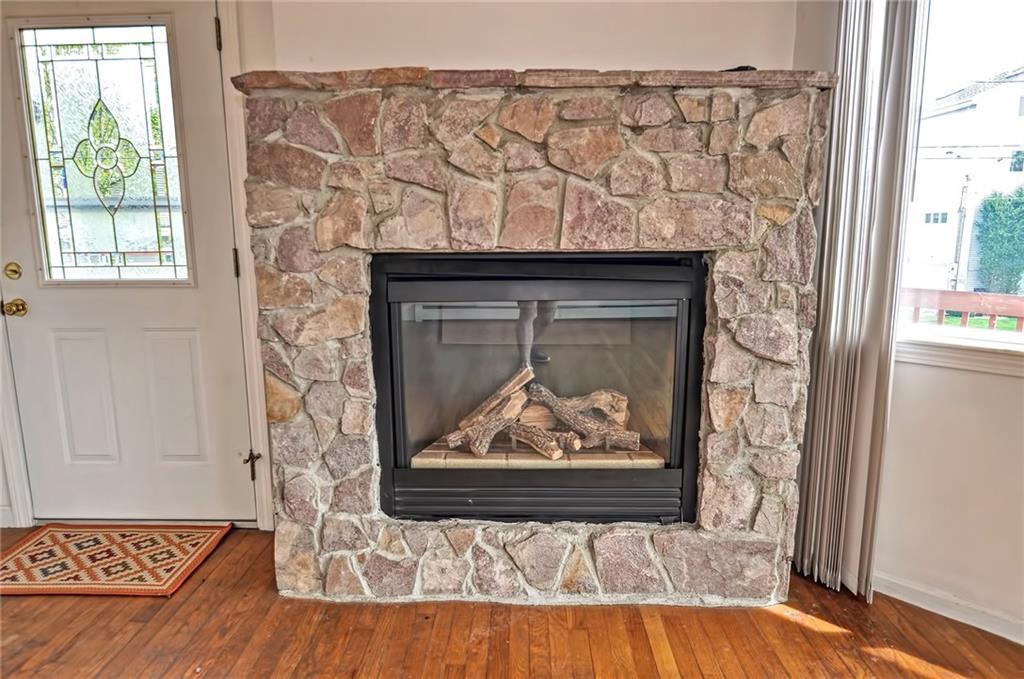 73 Dundas Avenue, Warwick, RI 02889 MLS 1191109 Lila Delman