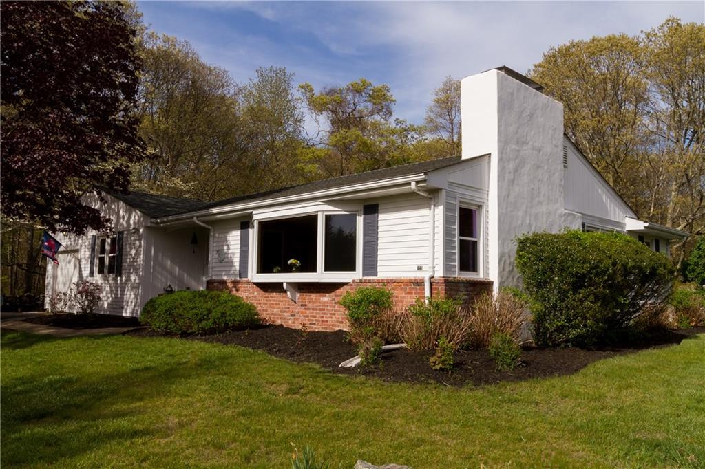 241 Indian Trail, Narragansett