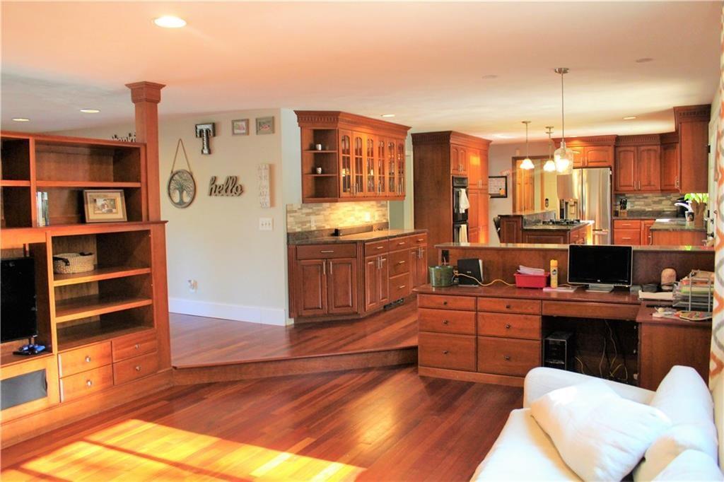 18 Juniper Hill Drive, Coventry, RI 02816 MLS 1192846 Lila Delman