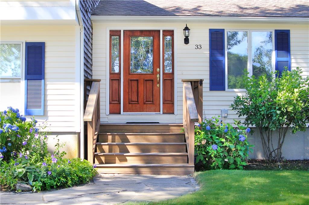 33 Camara Drive, Portsmouth, RI 02871 MLS 1193454 Lila Delman