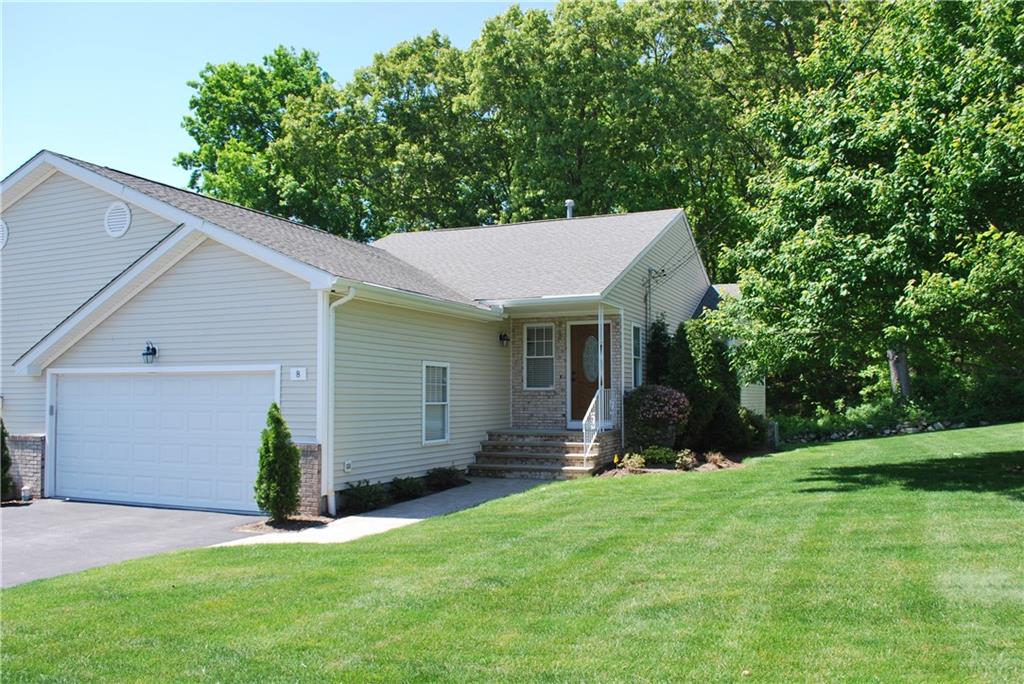 8 Lees Farm Commons Drive, North Providence, RI 02904 MLS 1193726