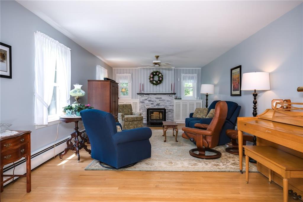 212 Plainfield Pike Foster RI 02825 MLS 1195848 Lila Delman 212-plainfield-pike-foster-ri-02825-mls-1195848-lila-delman