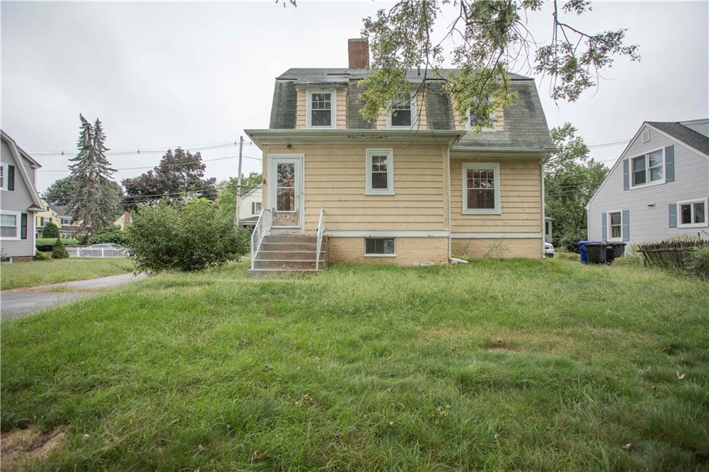 33 Bourne Avenue, East Providence