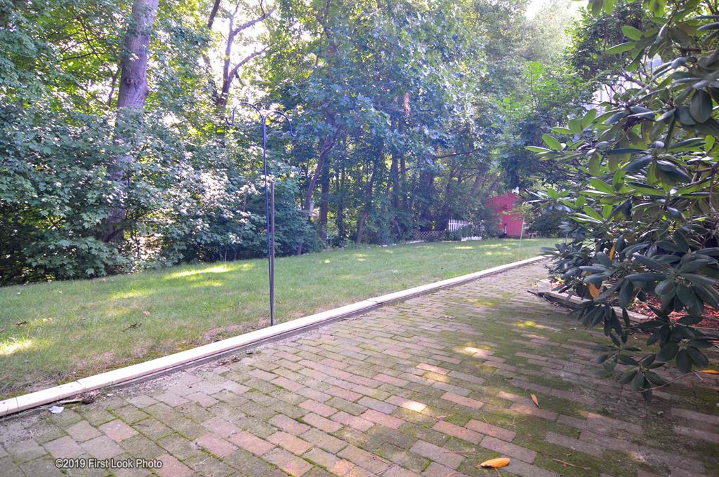 6 Tanglewood Lane, North Providence, RI 02904 MLS 1202085 Lila Delman