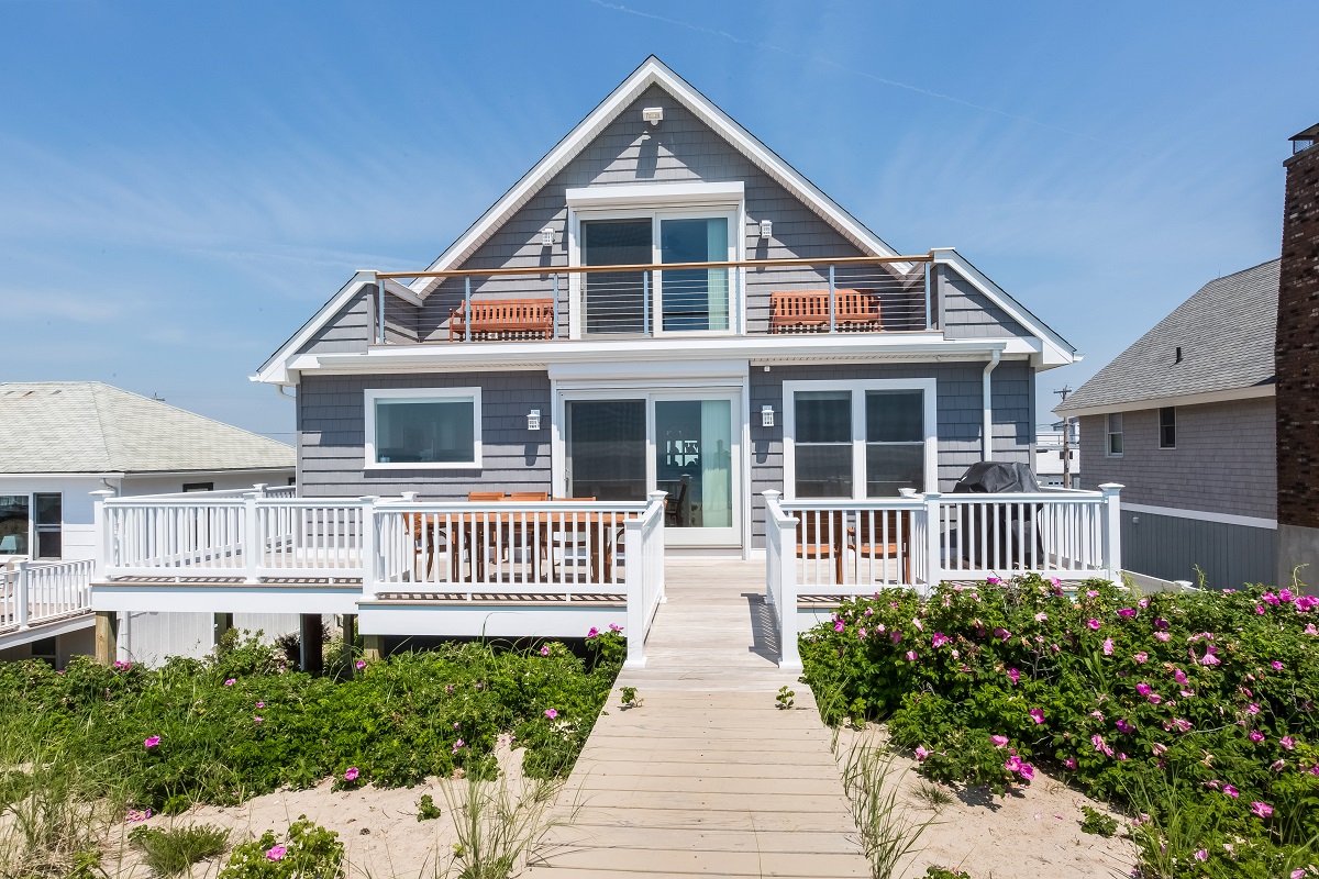 R.I. Real Estate Notes: Misquamicut waterfront cottage sells for $1.8 milllion