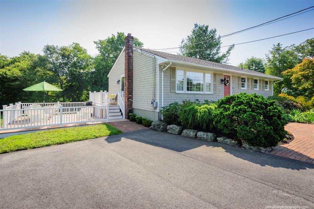 2950 Main Road, Tiverton, RI 02878 MLS 1202795 Lila Delman