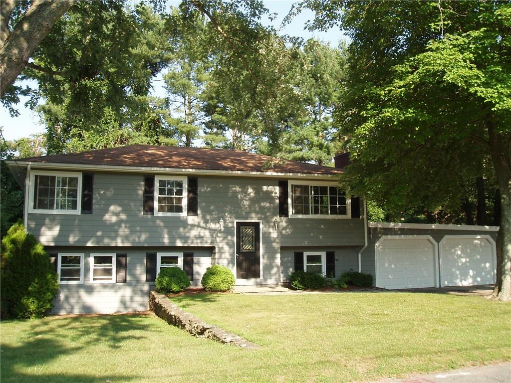 12 Hawthorne Drive, Seekonk