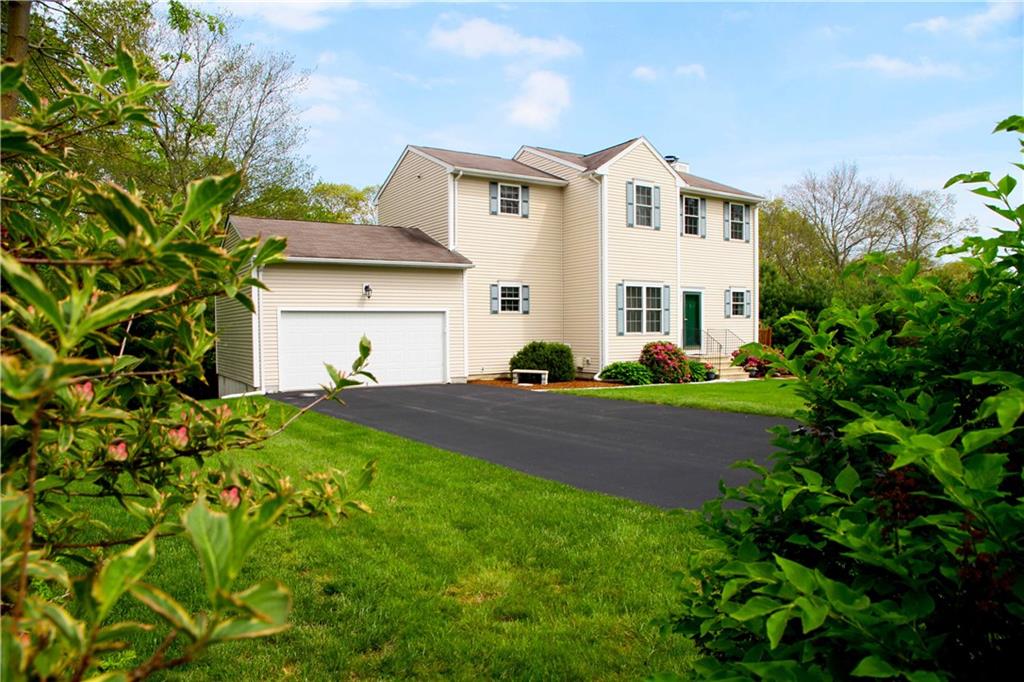 92 Whitewood Drive, South Kingstown, RI 02879 MLS 1203270 Lila Delman