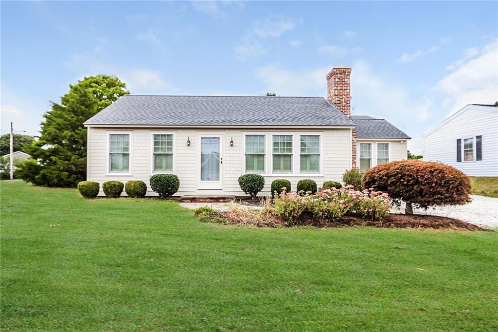 56 East Shore Road, Narragansett