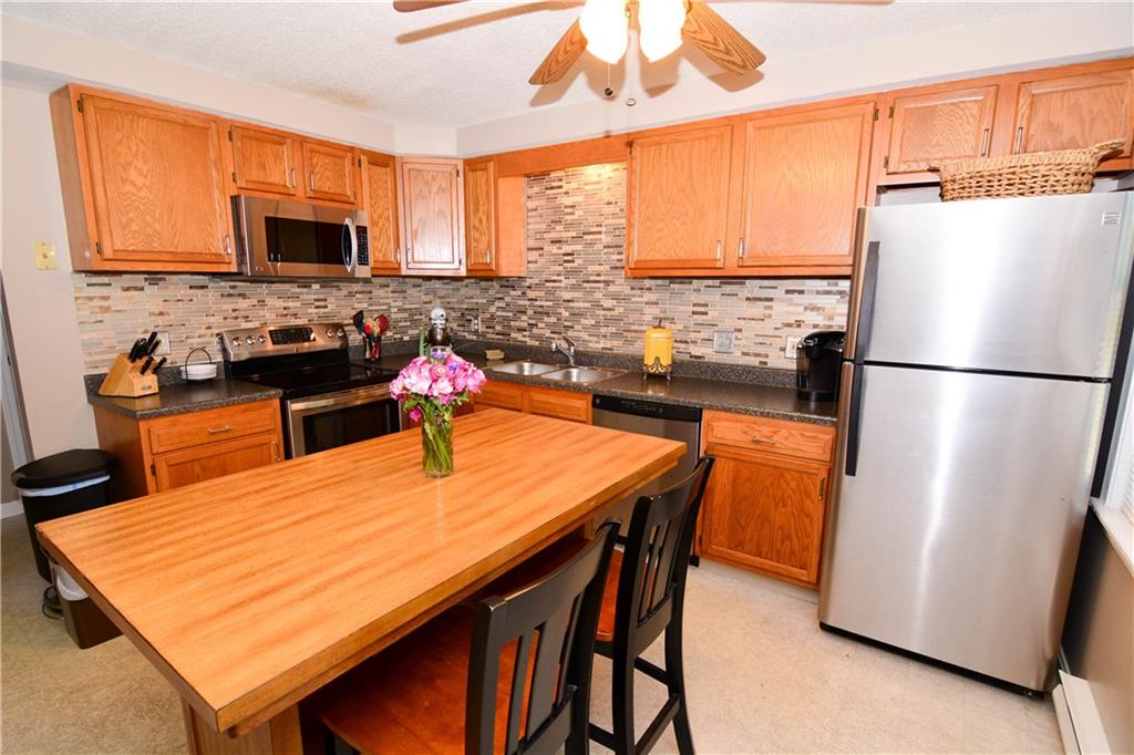 200 Post Road, Unit619, Warwick, RI 02888 MLS 1205871 Lila Delman