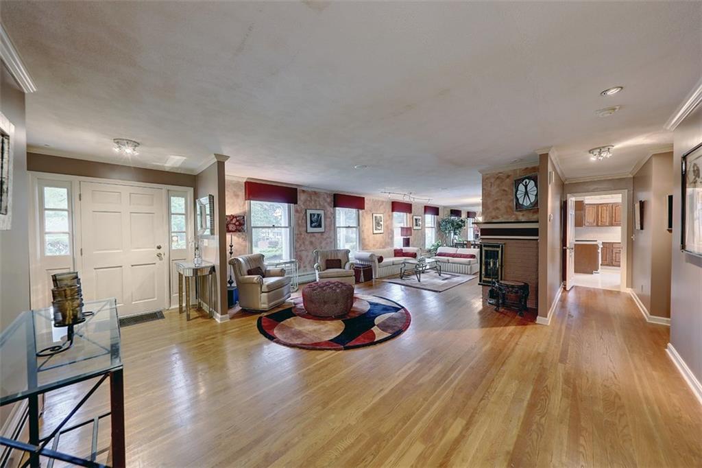 24 Hanley Farm Road, Warren, RI 02885 MLS 1206024 Lila Delman