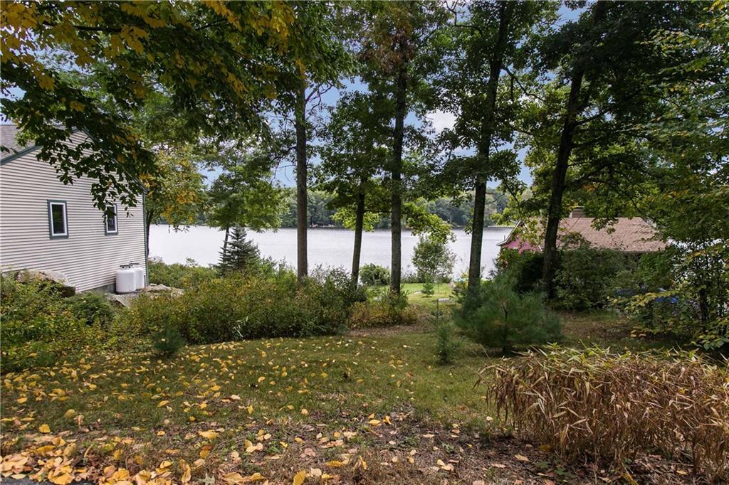 130 Lake Washington Drive, Glocester