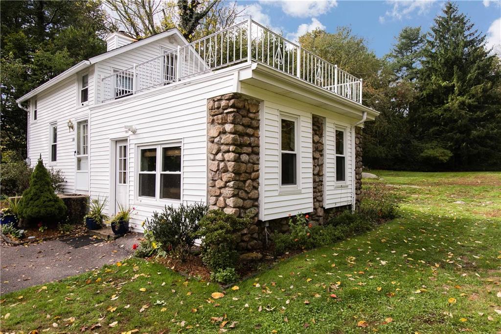 169 Woodville Alton Road, Hopkinton, RI 02833 MLS 1206344 Lila Delman