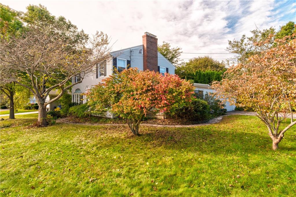 557 Budlong Road, Cranston, RI 02920 MLS 1206533 Lila Delman