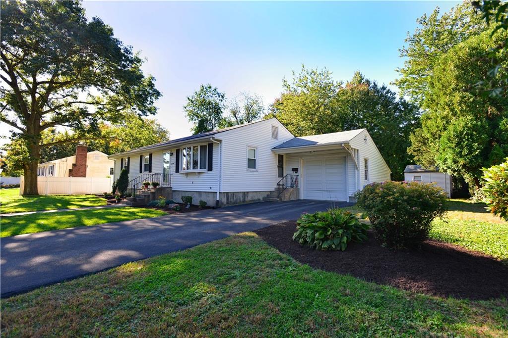 18 Birchwood Drive, North Providence, RI 02904 MLS 1206614 Lila Delman