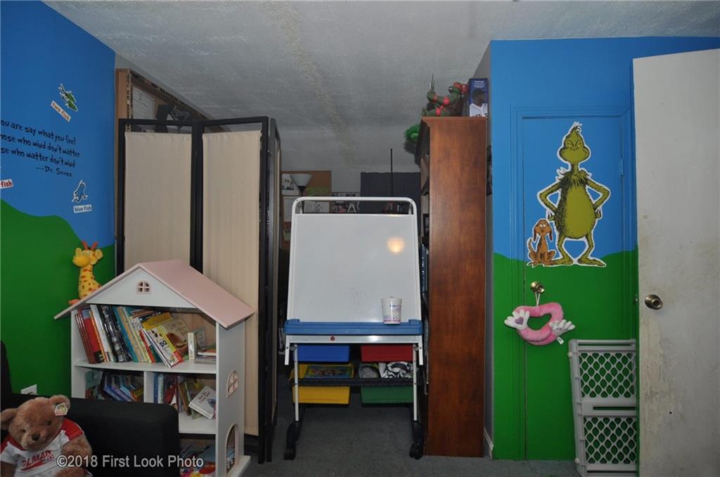 34 Pinecrest Drive, Pawtucket, RI 02861 MLS 1207064 Lila Delman