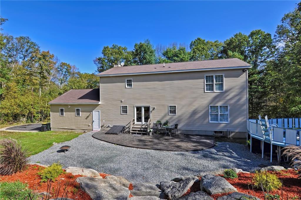 1370 Round Top Road, Burrillville