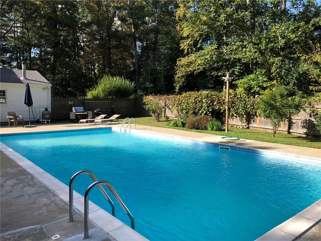 60 Lantern Lane, Exeter, RI 02822 MLS 1207494 Lila Delman