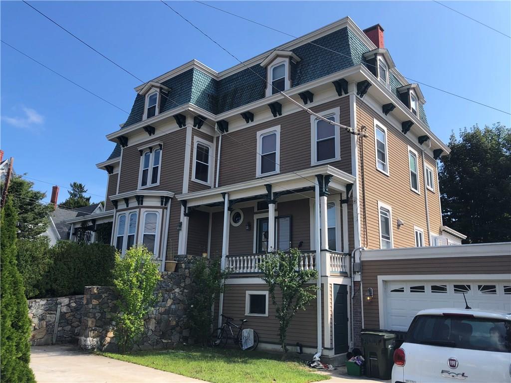 33 Elm ST, Unit3 Westerly, Rhode Island 02891 Lila Delman