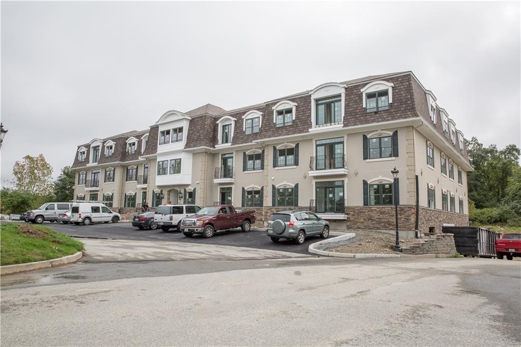 1404 South County Trail, Unit#201, East Greenwich