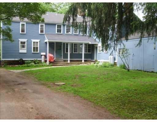 2573 Kingstown Road, South Kingstown