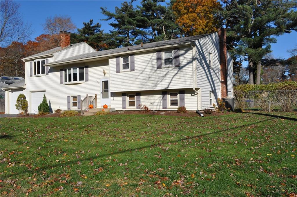 103 Eileen Drive, North Kingstown