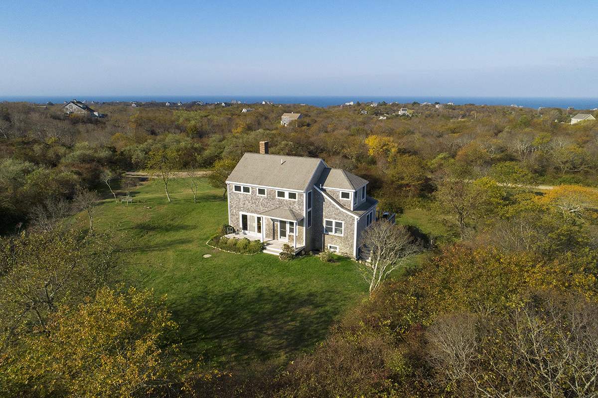 BLOCK ISLAND WEST SIDE WATER VIEW HOME SELLS FOR $1.120M