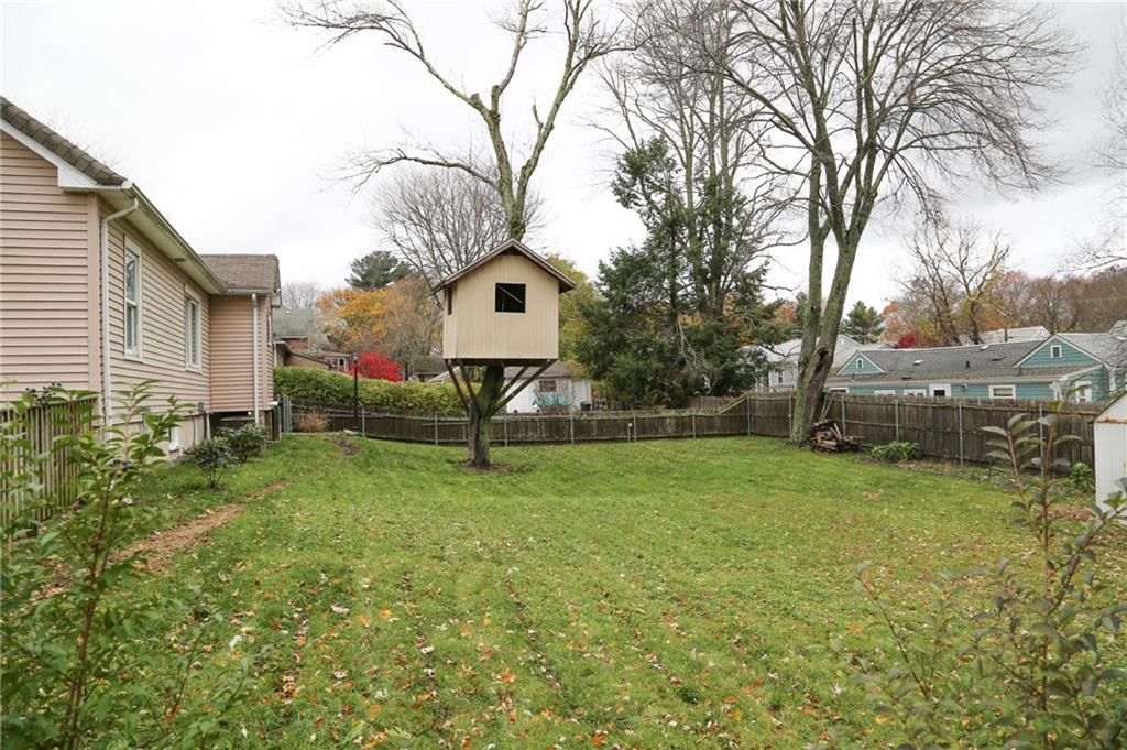 84 Euclid Avenue, East Providence, RI 02915 MLS 1209448 Lila Delman