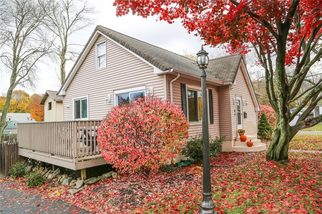 84 Euclid Avenue, East Providence, RI 02915 MLS 1209448 Lila Delman