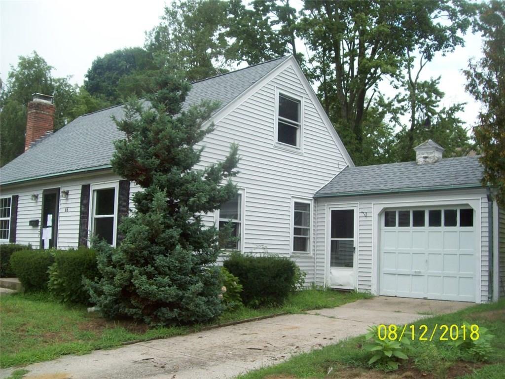 65 Parkway Avenue, Cranston