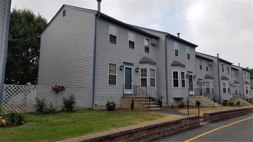 565 Quaker Lane, Unit101, West Warwick, RI 02893 MLS 1212030 Lila