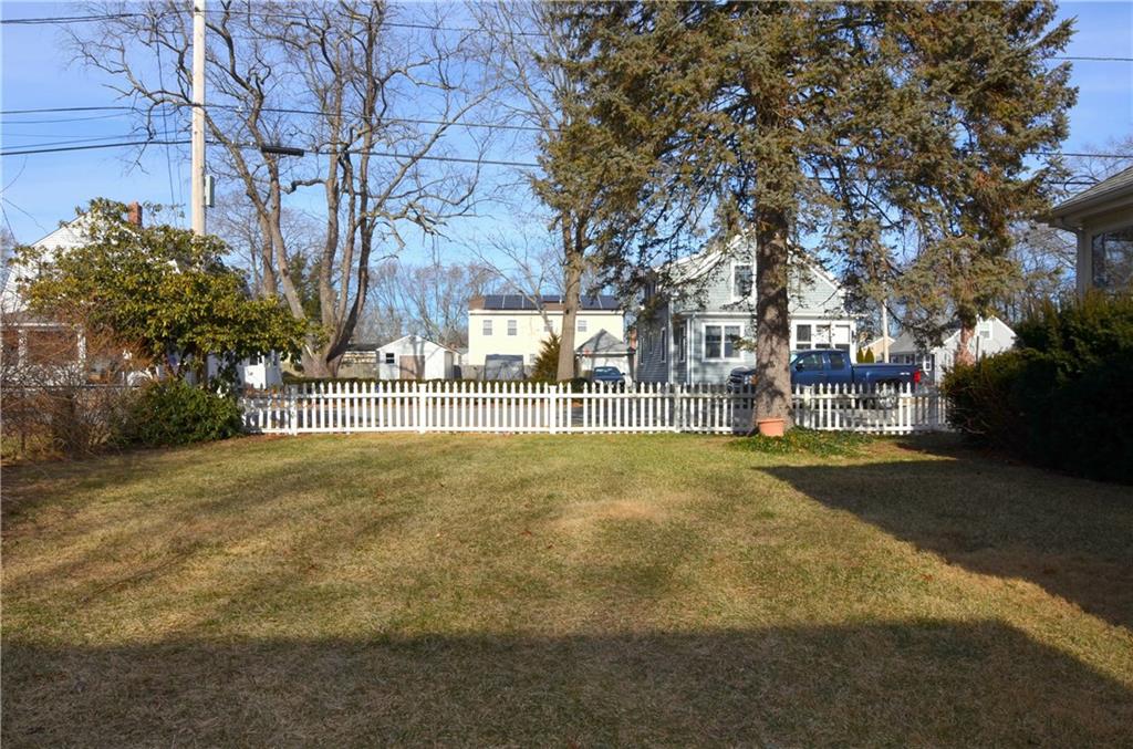 36 Pine Crest Drive, East Providence