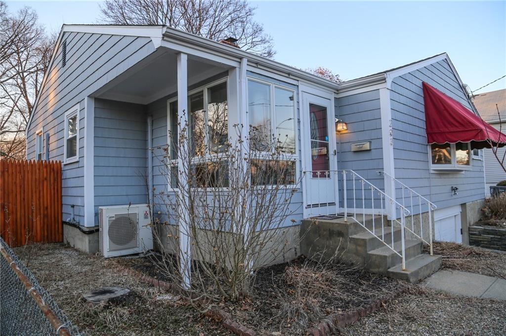 203 Knollwood Avenue, Cranston, RI 02910 MLS 1213422 Lila Delman