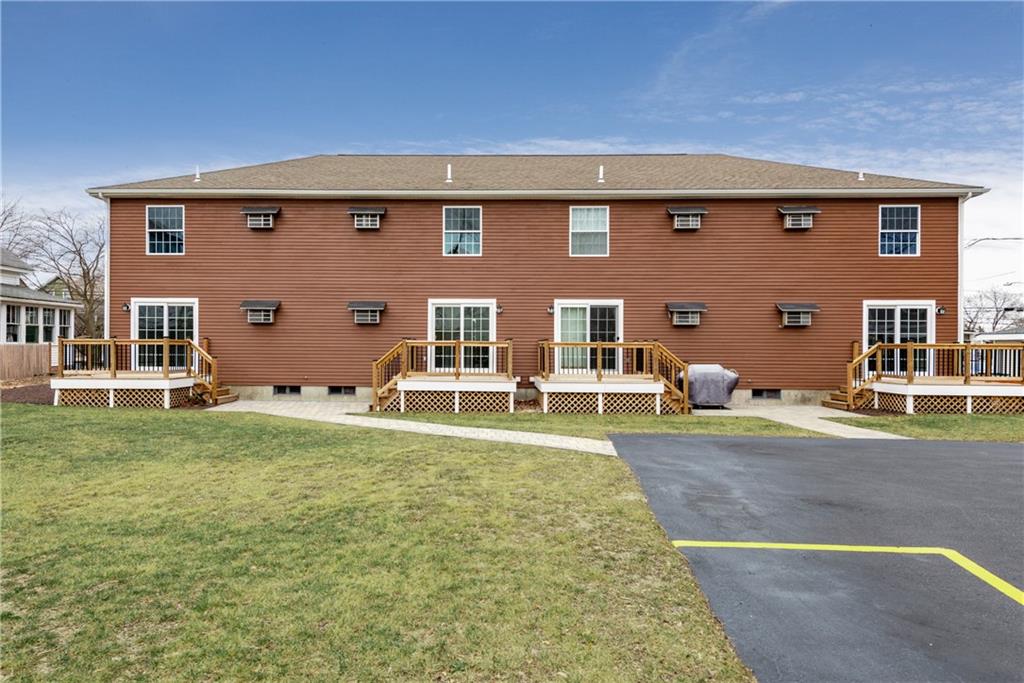 982 Park Avenue, Unit#1, Woonsocket