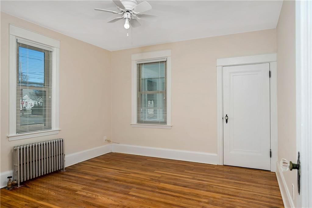 111 Edgemere Road, Pawtucket